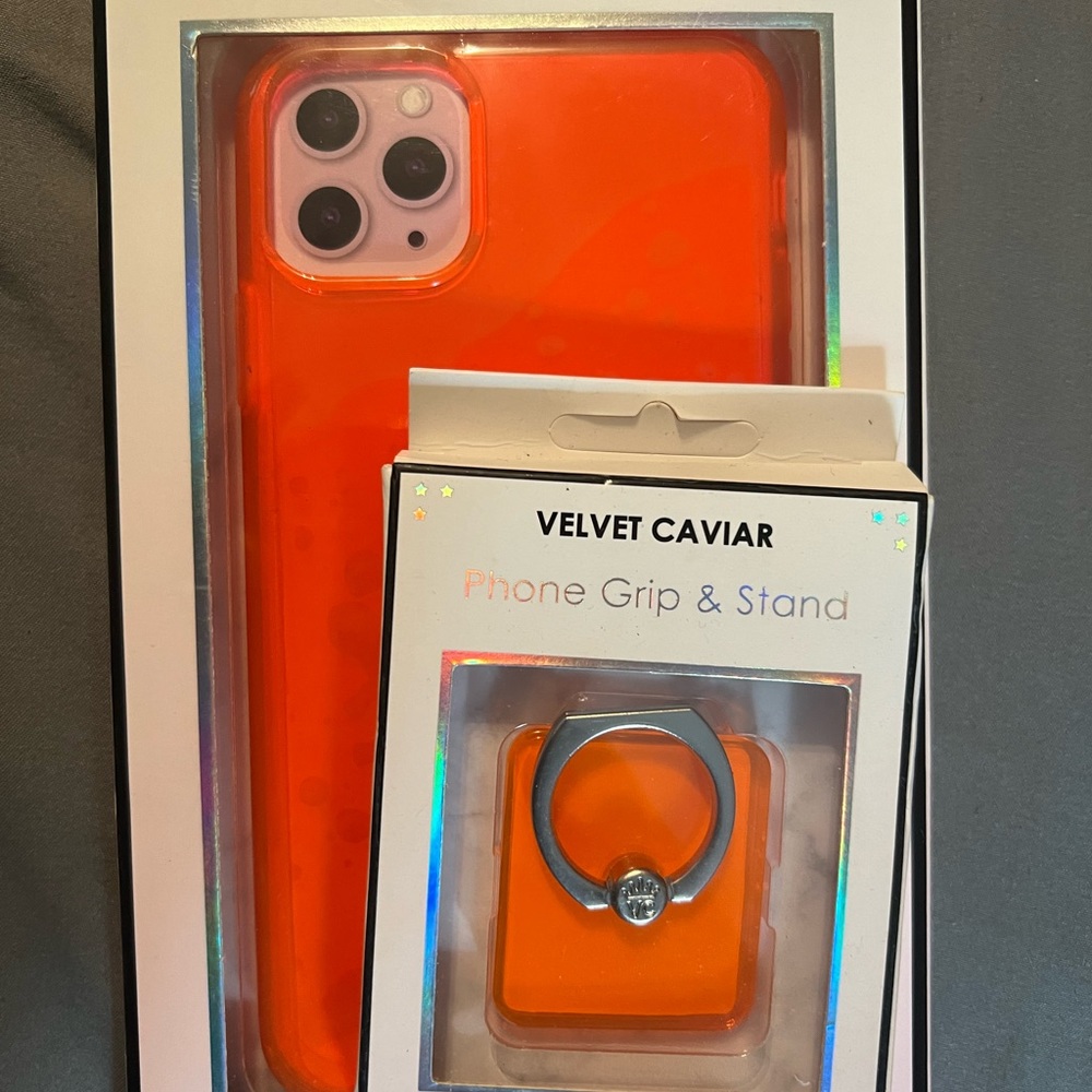 iPhone 11 Pro Max Case w/ Phone Stand